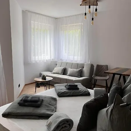áron Apartman-zalakaros