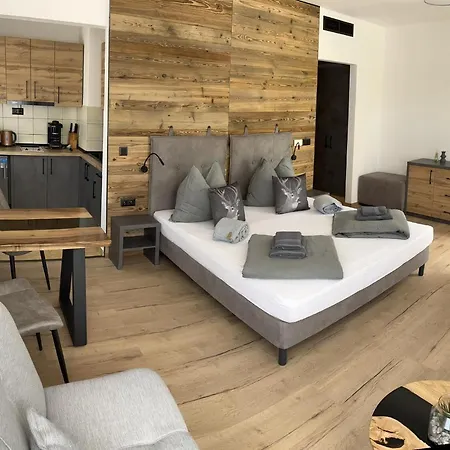 Aron Apartman-zalakaros 公寓 佐洛卡罗斯