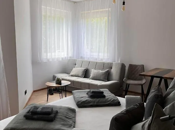 Aron Apartman-zalakaros